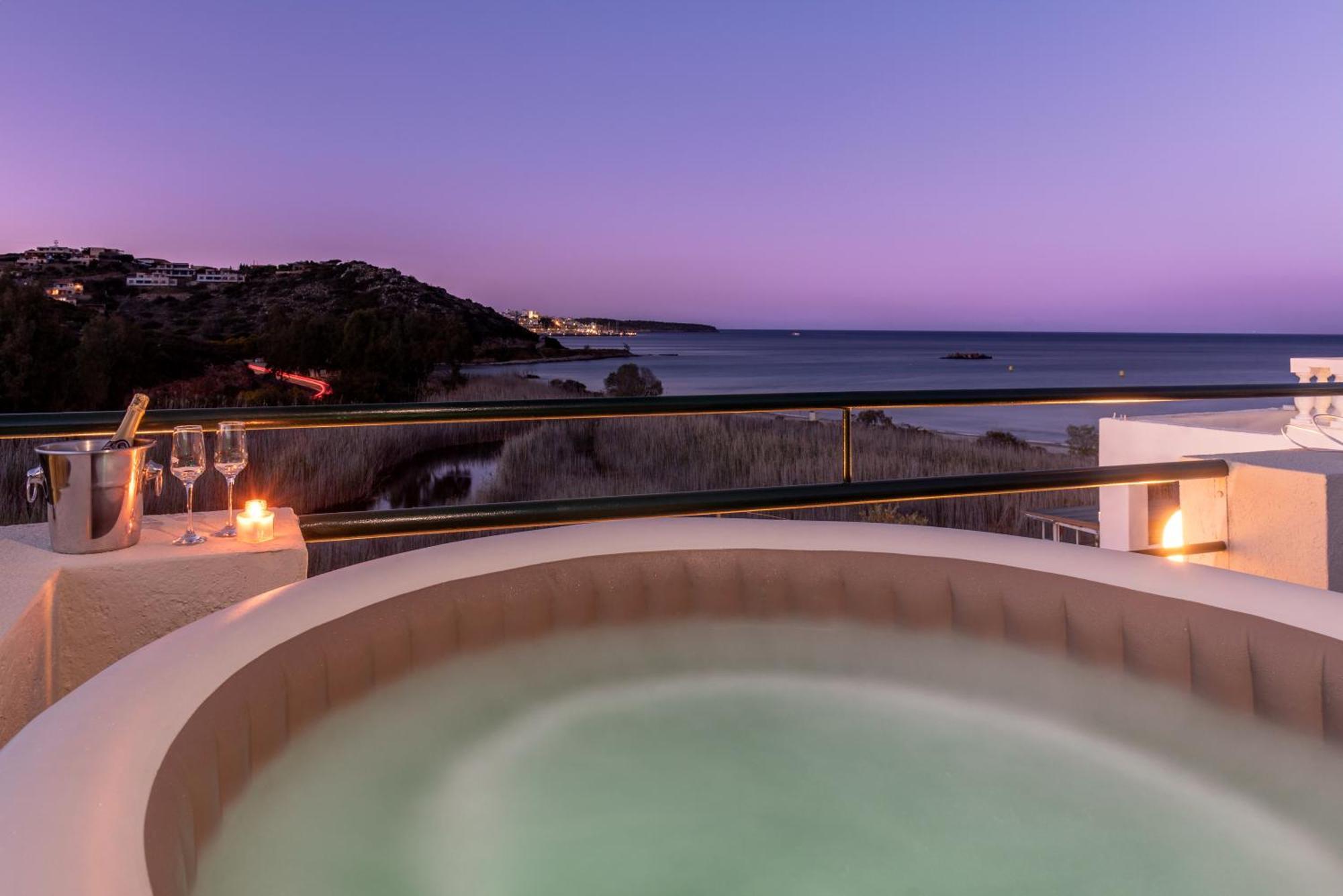 Coastal Dream Beachview Jacuzzi& Sauna Amoudara  Esterno foto